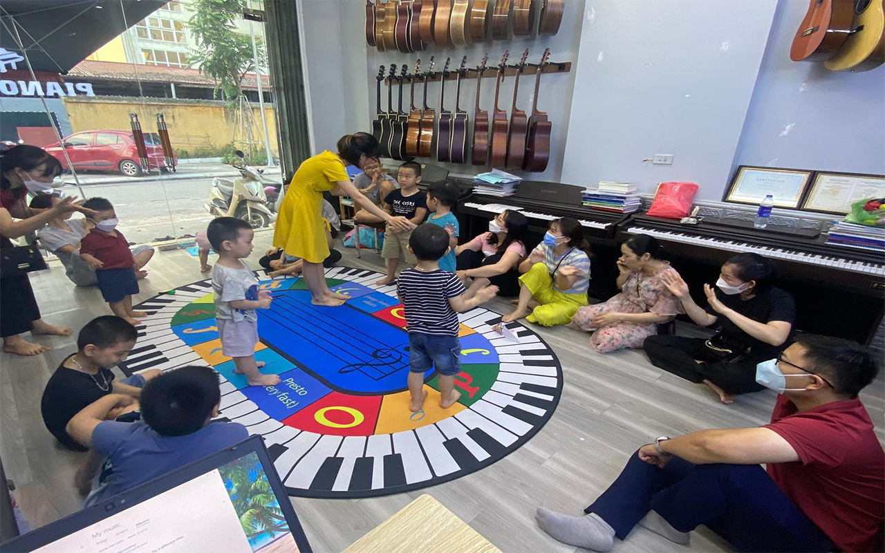 lớp cảm thụ âm nhạc tại trung tâm