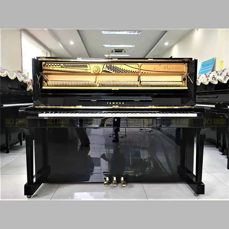 Piano Yamaha U1H