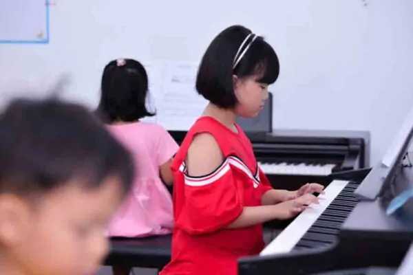 học piano tại Bắc Giang