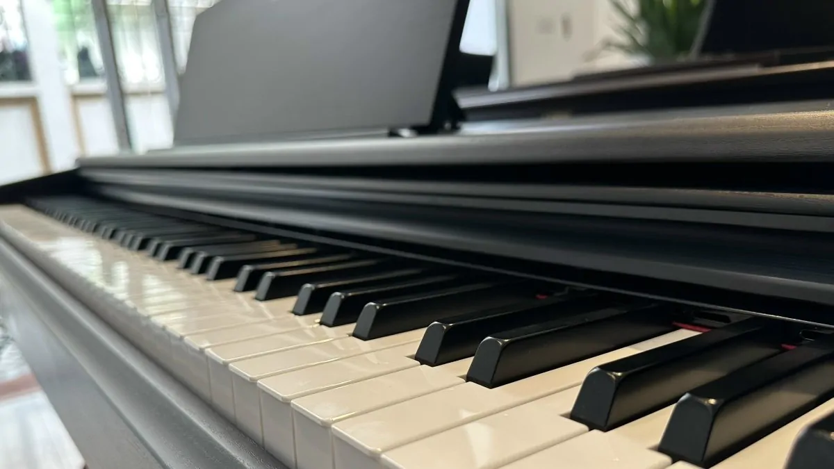 Đàn piano yamaha ydp 144
