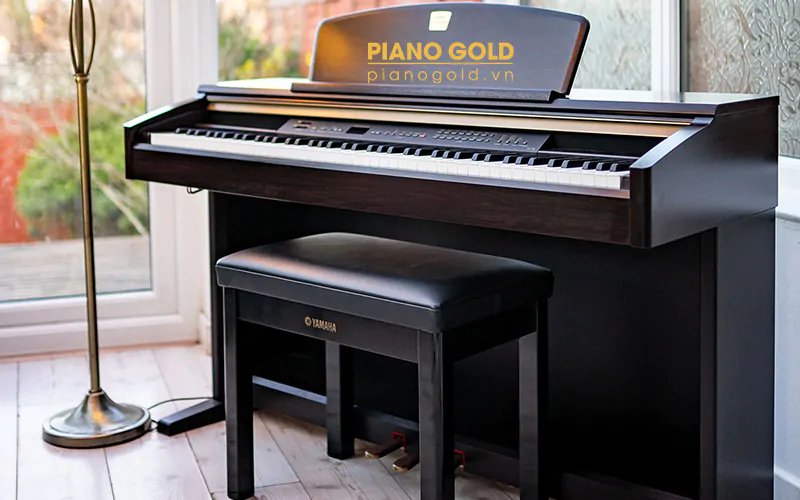 Đàn piano Yamaha CLP130
